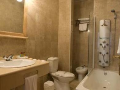 Hotel Esmeralda أشونة المظهر الخارجي الصورة